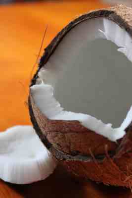 How Can Coconut Oil help you Lose Weight